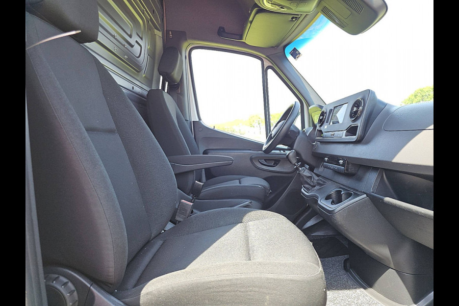 Mercedes-Benz Sprinter 311 2.2 CDI L2H2 Wp-Inrichting Airco Euro6 Oh-Historie NAP 1e Eigenaar! Mercedes-Benz Sprinter 311 2.2 CDI L2H2 Wp-Inrichting Airco Euro6 Oh-Historie NAP 1e Eigenaar!