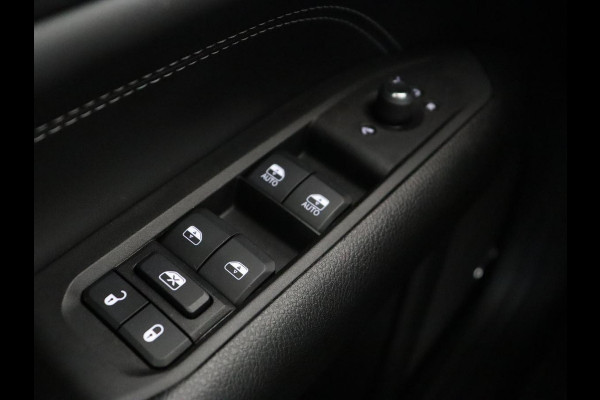 Jeep Compass 4xe 240 Plug-in Hybrid Electric S | Panoramadak | Trekhaak | 360 Camera | Leder | Stoelverwarming | Alpine Sound | Carplay | Stuurverwarming | Adaptive cruise | Navigatie | PHEV