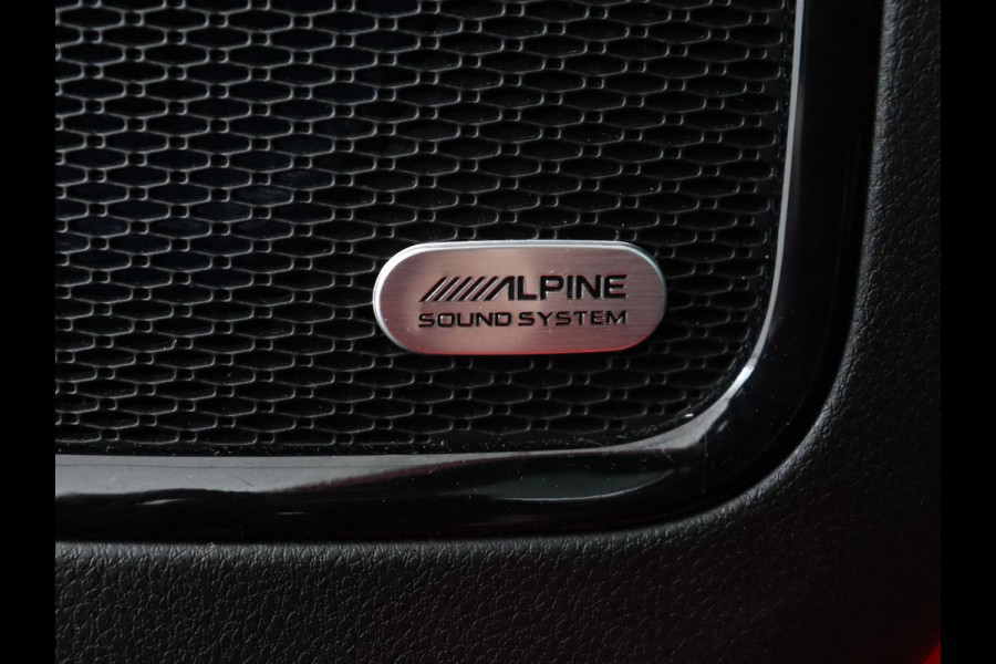 Jeep Compass 4xe 240 Plug-in Hybrid Electric S | Panoramadak | Trekhaak | 360 Camera | Leder | Stoelverwarming | Alpine Sound | Carplay | Stuurverwarming | Adaptive cruise | Navigatie | PHEV