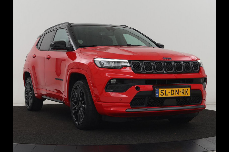 Jeep Compass 4xe 240 Plug-in Hybrid Electric S | Panoramadak | Trekhaak | 360 Camera | Leder | Stoelverwarming | Alpine Sound | Carplay | Stuurverwarming | Adaptive cruise | Navigatie | PHEV