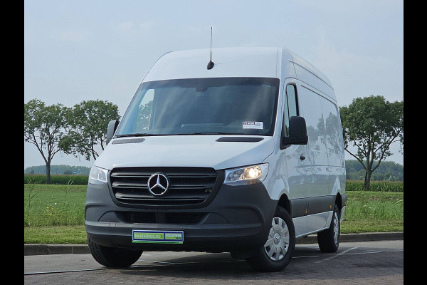Mercedes-Benz Sprinter 317 1.9 CDI L2H2 RWD 3.5t-Trekhaak Camera Mbux Airco Euro6 170 PK!