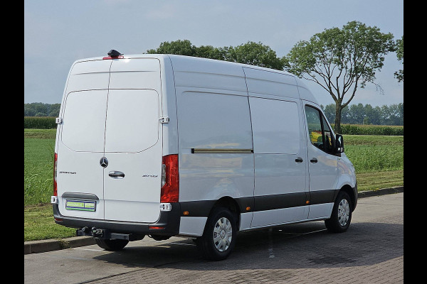 Mercedes-Benz Sprinter 317 1.9 CDI L2H2 RWD 3.5t-Trekhaak Camera Mbux Airco Euro6 170 PK!