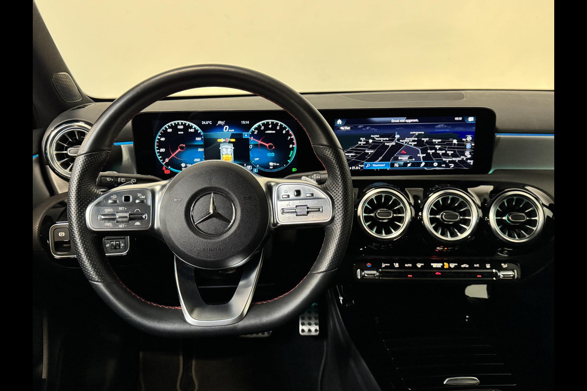 Mercedes-Benz A-Klasse 250e PHEV AMG Line Auto. Navigatie Apple Carplay/Android Auto Camera Parkeersensoren Adaptive Cruise Control Stoelverwarming Virtual Cockpit Climate Control Lichtmetalen velgen