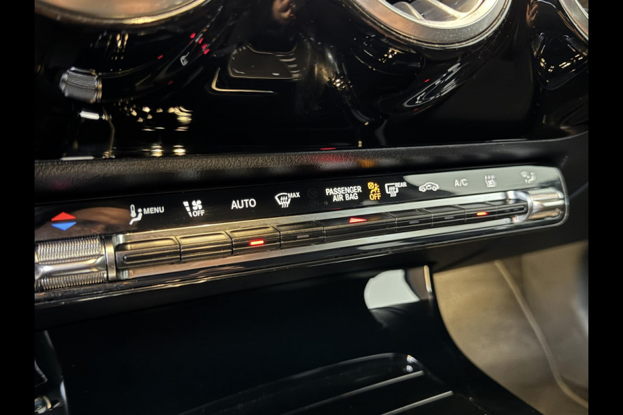 Mercedes-Benz A-Klasse 250e PHEV AMG Line Auto. Navigatie Apple Carplay/Android Auto Camera Parkeersensoren Adaptive Cruise Control Stoelverwarming Virtual Cockpit Climate Control Lichtmetalen velgen Mercedes-Benz A-Klasse 250e PHEV AMG Line Auto. Navigatie Apple Carplay/Android Auto Camera Parkeersensoren Adaptive Cruise Control Stoelverwarming Virtual Cockpit Climate Control Lichtmetalen velgen