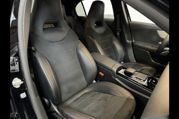 Mercedes-Benz A-Klasse 250e PHEV AMG Line Auto. Navigatie Apple Carplay/Android Auto Camera Parkeersensoren Adaptive Cruise Control Stoelverwarming Virtual Cockpit Climate Control Lichtmetalen velgen Mercedes-Benz A-Klasse 250e PHEV AMG Line Auto. Navigatie Apple Carplay/Android Auto Camera Parkeersensoren Adaptive Cruise Control Stoelverwarming Virtual Cockpit Climate Control Lichtmetalen velgen