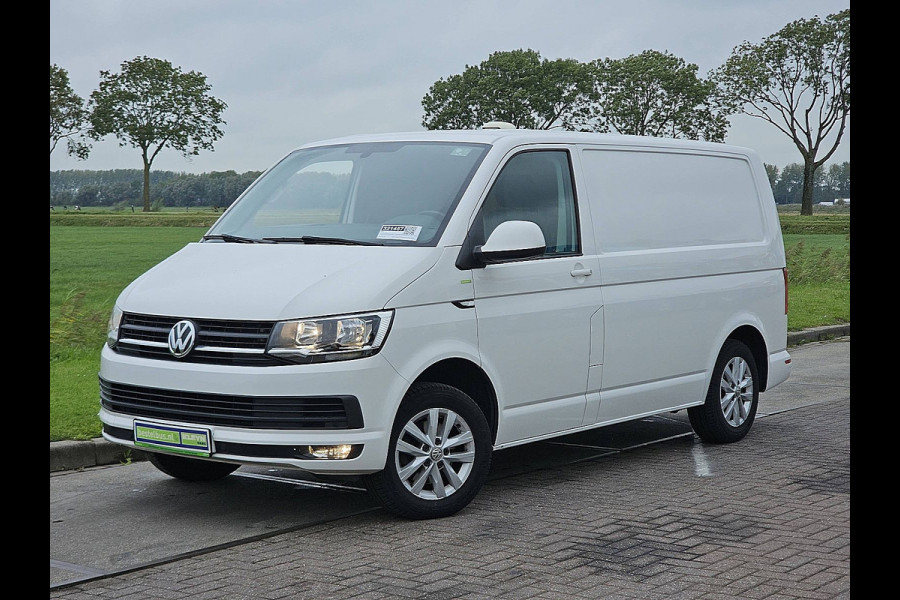 Volkswagen Transporter 2.0 TDI L1H1  Lm-Velgen NAP Airco Euro6 1e Eigenaar Voorruitverwarming Bumpers-Kleur!
