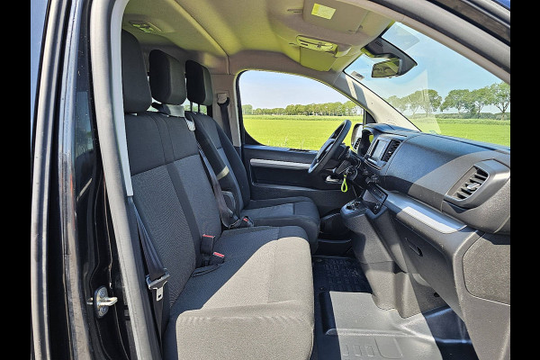 Opel Vivaro 2.0 CDTI L3H1 DC Edition Airco Automaat Trekhaak Navi Euro6 NAP Oh-Historie 1e Eigenaar!