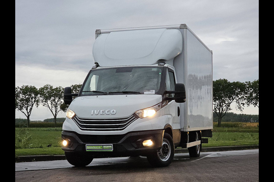 Iveco 35S18 Bakwagen Laadklep Automaat Clima Cruise Camera