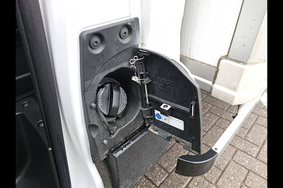 Iveco 35S18 Bakwagen Laadklep Automaat Clima Cruise Camera