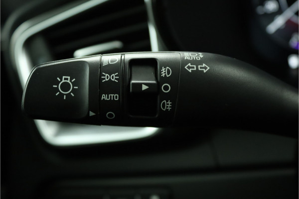 Kia Ceed Sportswagon 1.5 T-GDi GT-Line Apple Carplay/Android Auto - Cruise Control - Dodehoekdetectie - Panoramadak - Navigatie - Stuur/Stoelverwarming Fabrieksgarantie tot 07-2031 Kia Ceed Sportswagon 1.5 T-GDi GT-Line Apple Carplay/Android Auto - Cruise Control - Dodehoekdetectie - Panoramadak - Navigatie - Stuur/Stoelverwarming Fabrieksgarantie tot 07-2031