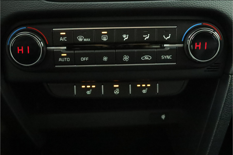 Kia Ceed Sportswagon 1.5 T-GDi GT-Line Apple Carplay/Android Auto - Cruise Control - Dodehoekdetectie - Panoramadak - Navigatie - Stuur/Stoelverwarming Fabrieksgarantie tot 07-2031 Kia Ceed Sportswagon 1.5 T-GDi GT-Line Apple Carplay/Android Auto - Cruise Control - Dodehoekdetectie - Panoramadak - Navigatie - Stuur/Stoelverwarming Fabrieksgarantie tot 07-2031