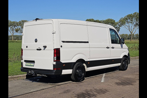 Volkswagen Crafter 35 2.0 TDI L3H2 LED Navi Standkachel Trekhaak PDC Cruise Stoelverwarming Apple Carplay Euro6 140 PK!