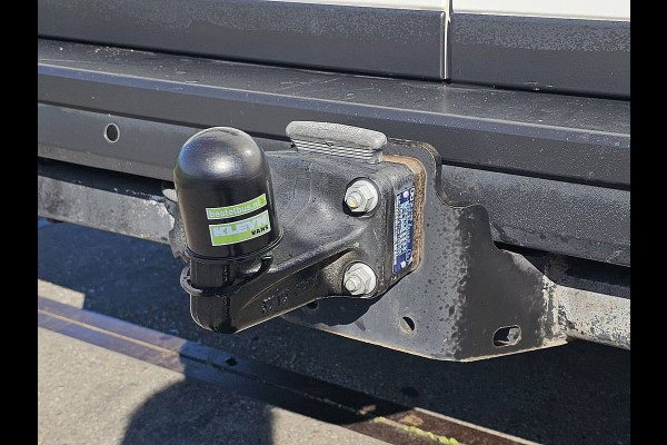 Volkswagen Crafter 35 2.0 TDI L3H2 LED Navi Standkachel Trekhaak PDC Cruise Stoelverwarming Apple Carplay Euro6 140 PK!
