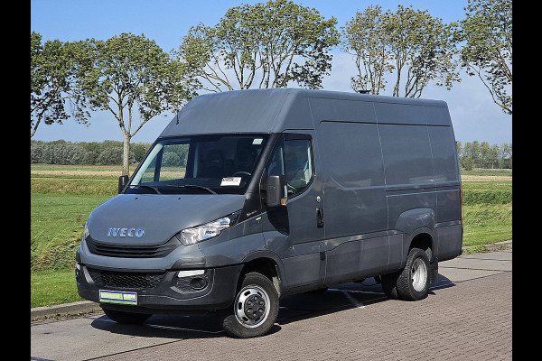 Iveco Daily 35C15V 3.0L L2H2, dubbellucht, airco,camera, trekhaak