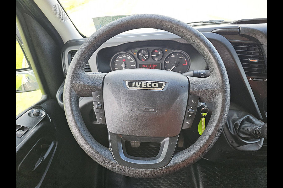 Iveco Daily 35C15V 3.0L L2H2, dubbellucht, airco,camera, trekhaak
