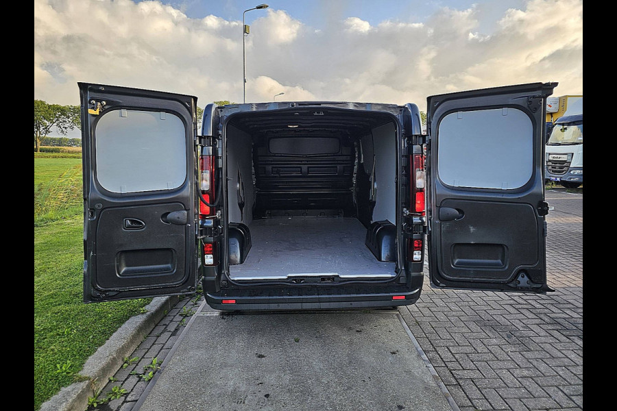 Renault Trafic 2.0 dCi 145 T29 L2H1 Comfort metallic, airco, automaat, navi, pdc, 110 dkm.