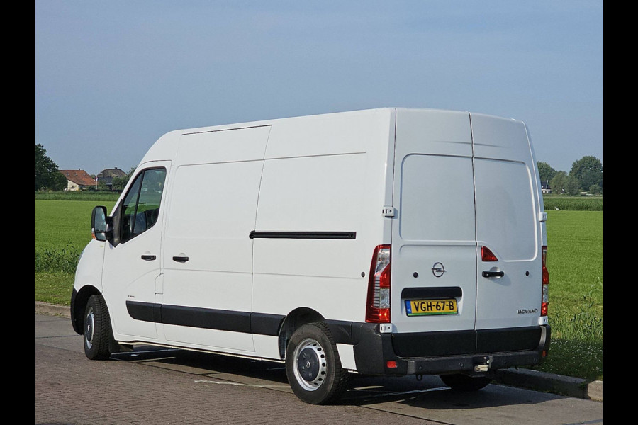 Opel Movano 2.3 Turbo L2H3 2xZijdeur NAP Euro6 Airco 136Pk Oh-Historie 1e Eigenaar Navi Wp-Inrichting! Opel Movano 2.3 Turbo L2H3 2xZijdeur NAP Euro6 Airco 136Pk Oh-Historie 1e Eigenaar Navi Wp-Inrichting!