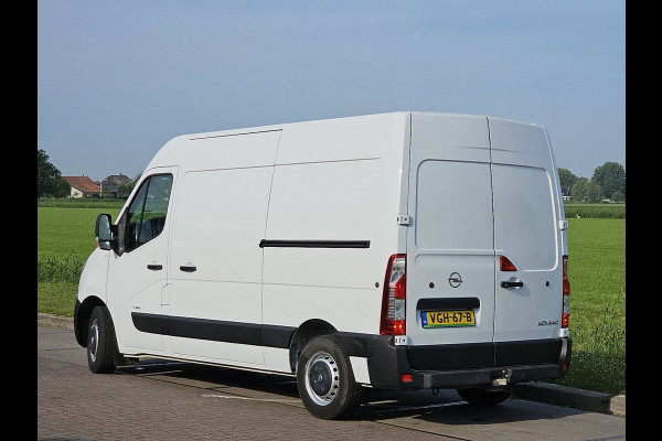 Opel Movano 2.3 Turbo L2H3 2xZijdeur NAP Euro6 Airco 136Pk Oh-Historie 1e Eigenaar Navi Wp-Inrichting! Opel Movano 2.3 Turbo L2H3 2xZijdeur NAP Euro6 Airco 136Pk Oh-Historie 1e Eigenaar Navi Wp-Inrichting!