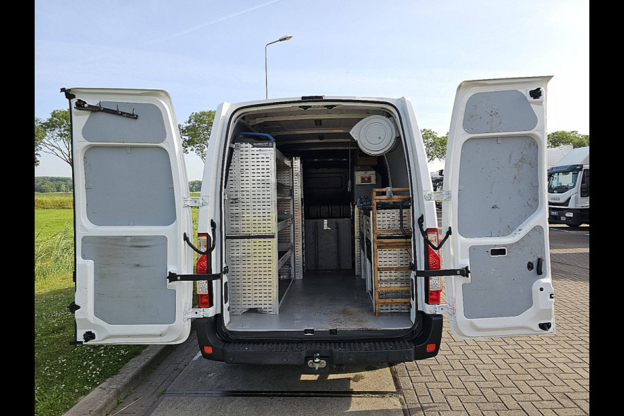 Opel Movano 2.3 Turbo L2H3 2xZijdeur NAP Euro6 Airco 136Pk Oh-Historie 1e Eigenaar Navi Wp-Inrichting! Opel Movano 2.3 Turbo L2H3 2xZijdeur NAP Euro6 Airco 136Pk Oh-Historie 1e Eigenaar Navi Wp-Inrichting!