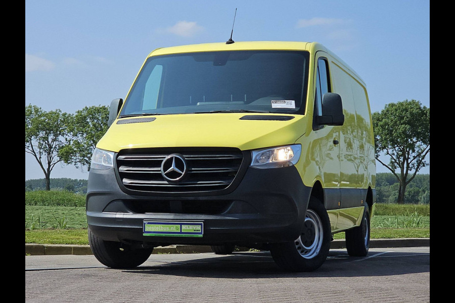 Mercedes-Benz Sprinter 314 2.2 CDI L2H1 airco, mbux, navi, trekhaak Mercedes-Benz Sprinter 314 2.2 CDI L2H1 airco, mbux, navi, trekhaak
