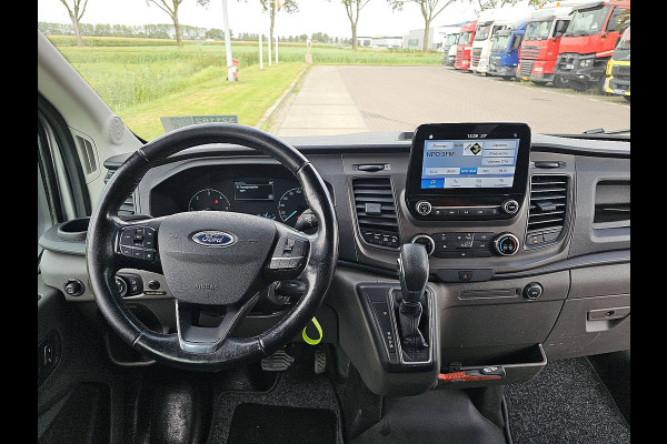 Ford Transit 350 2.0 TDCI L2H2 DC Trend Leer Cruise Trekhaak Carplay