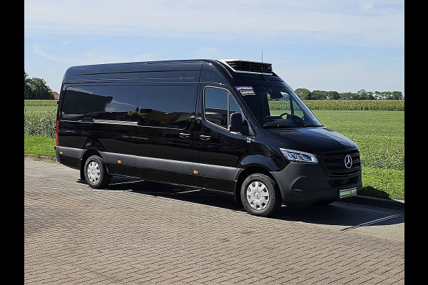 Mercedes-Benz Sprinter 315 L3H2 Pro Koelwagen FRIGO Vriezer Dag/Nacht Nieuw Mbux10 Carrier BPM-Vrij/ Direct leverbaar! Mercedes-Benz Sprinter 315 L3H2 Pro Koelwagen FRIGO Vriezer Dag/Nacht Nieuw Mbux10 Carrier BPM-Vrij/ Direct leverbaar!