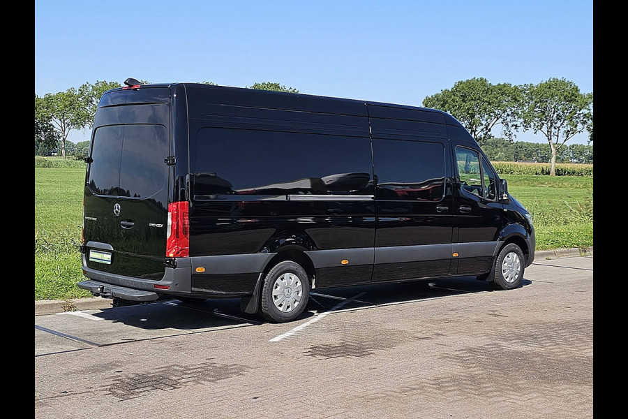 Mercedes-Benz Sprinter 315 L3H2 Pro Koelwagen FRIGO Vriezer Dag/Nacht Nieuw Mbux10 Carrier BPM-Vrij/ Direct leverbaar! Mercedes-Benz Sprinter 315 L3H2 Pro Koelwagen FRIGO Vriezer Dag/Nacht Nieuw Mbux10 Carrier BPM-Vrij/ Direct leverbaar!