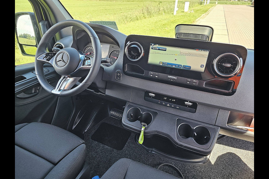 Mercedes-Benz Sprinter 315 L3H2 Pro Koelwagen FRIGO Vriezer Dag/Nacht Nieuw Mbux10 Carrier BPM-Vrij/ Direct leverbaar! Mercedes-Benz Sprinter 315 L3H2 Pro Koelwagen FRIGO Vriezer Dag/Nacht Nieuw Mbux10 Carrier BPM-Vrij/ Direct leverbaar!