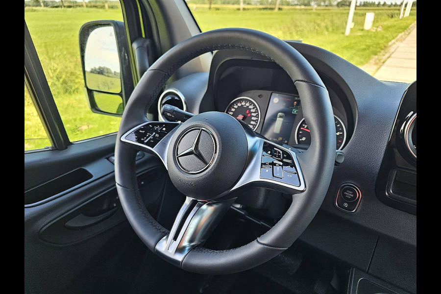 Mercedes-Benz Sprinter 315 L3H2 Pro Koelwagen FRIGO Vriezer Dag/Nacht Nieuw Mbux10 Carrier BPM-Vrij/ Direct leverbaar! Mercedes-Benz Sprinter 315 L3H2 Pro Koelwagen FRIGO Vriezer Dag/Nacht Nieuw Mbux10 Carrier BPM-Vrij/ Direct leverbaar!