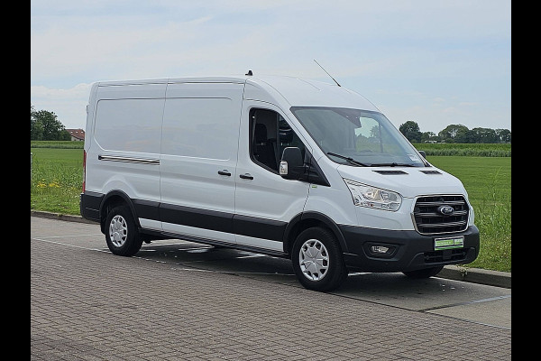 Ford Transit 330 2.0 TDCI L3H2 Automaat Navi Airco Euro6 Camera Trekhaak 1e Eigenaar! Ford Transit 330 2.0 TDCI L3H2 Automaat Navi Airco Euro6 Camera Trekhaak 1e Eigenaar!