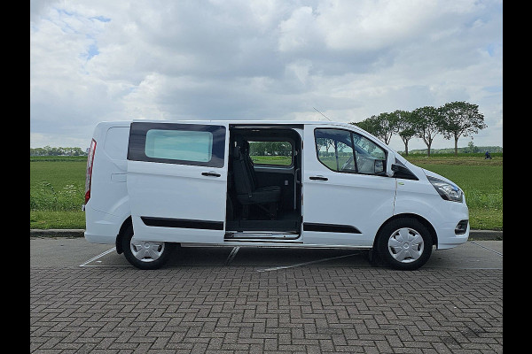 Ford Transit Custom 2.0 L2H1 Navi Airco Dubbele Cabine Automaat Distronic WP-Inrichting PDC 131 PK Euro6