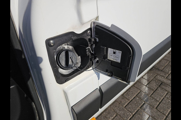 Renault Master 2.3 L2H2 Hoogwerker 10.5M- 12Meter-Werkhoogte Nacelle Airco Nieuw-Model Euro6!