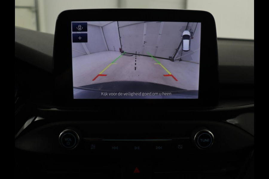 Ford Focus 1.0 EcoBoost Hybrid ST Line X | Trekhaak | Stoel & stuurverwarming | Head-Up | Adaptive cruise | Camera | B&O Sound | Digital Cockpit | Carplay | Keyless | Full LED | Comfortstoelen | Park Assist Ford Focus 1.0 EcoBoost Hybrid ST Line X | Trekhaak | Stoel & stuurverwarming | Head-Up | Adaptive cruise | Camera | B&O Sound | Digital Cockpit | Carplay | Keyless | Full LED | Comfortstoelen | Park Assist