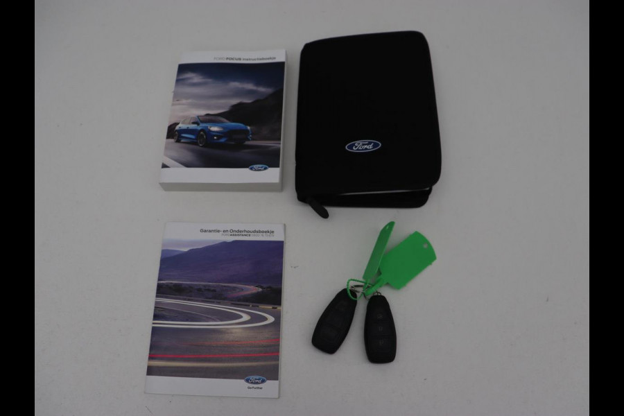 Ford Focus 1.0 EcoBoost Hybrid ST Line X | Trekhaak | Stoel & stuurverwarming | Head-Up | Adaptive cruise | Camera | B&O Sound | Digital Cockpit | Carplay | Keyless | Full LED | Comfortstoelen | Park Assist Ford Focus 1.0 EcoBoost Hybrid ST Line X | Trekhaak | Stoel & stuurverwarming | Head-Up | Adaptive cruise | Camera | B&O Sound | Digital Cockpit | Carplay | Keyless | Full LED | Comfortstoelen | Park Assist