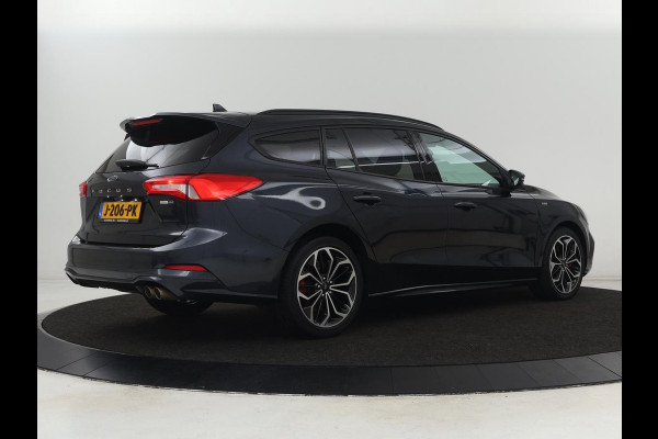 Ford Focus 1.0 EcoBoost Hybrid ST Line X | Trekhaak | Stoel & stuurverwarming | Head-Up | Adaptive cruise | Camera | B&O Sound | Digital Cockpit | Carplay | Keyless | Full LED | Comfortstoelen | Park Assist Ford Focus 1.0 EcoBoost Hybrid ST Line X | Trekhaak | Stoel & stuurverwarming | Head-Up | Adaptive cruise | Camera | B&O Sound | Digital Cockpit | Carplay | Keyless | Full LED | Comfortstoelen | Park Assist