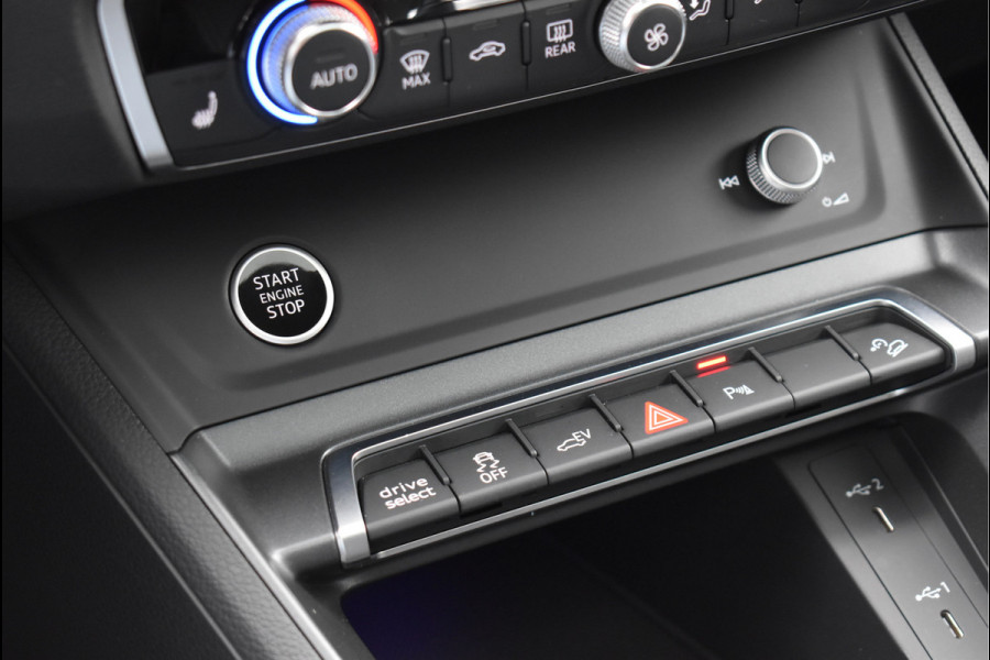 Audi Q3 Sportback 45 TFSI e S-Line 245 Pk Black Ed Pano Navi Memory Keyless Camera 20 Inch