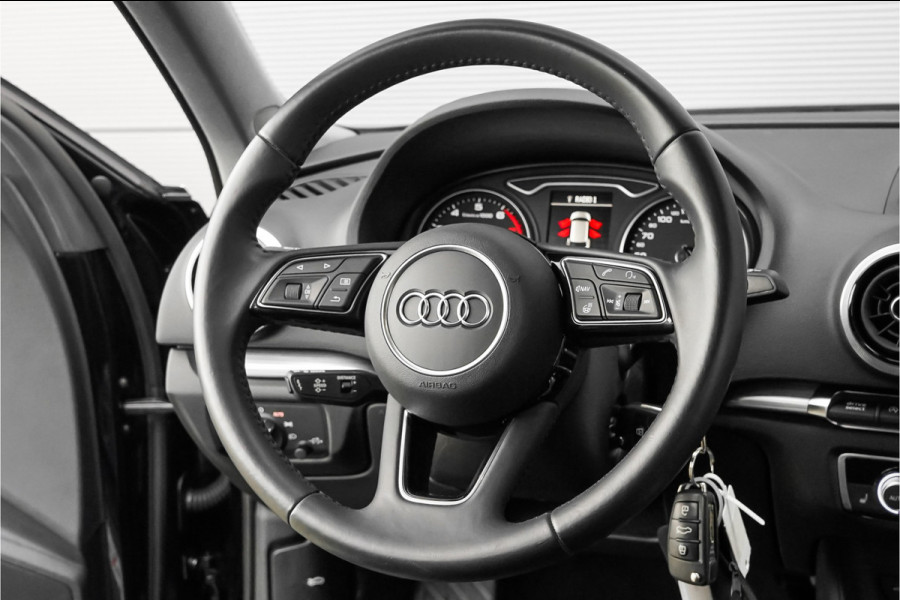 Audi A3 Sportback 40 TFSI Quattro Sport Automaat Navi ACC 18" Audi A3 Sportback 40 TFSI Quattro Sport Automaat Navi ACC 18"