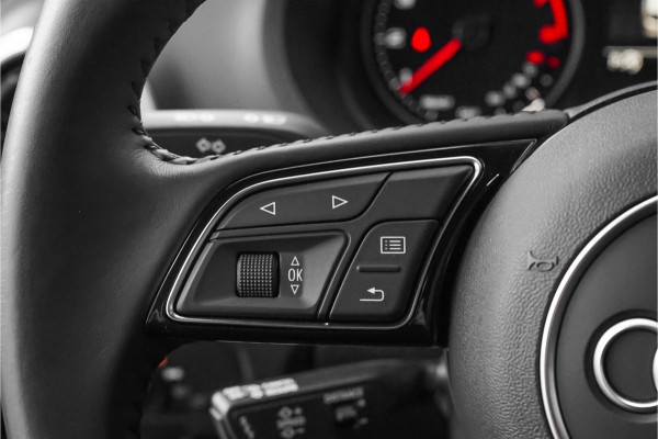 Audi A3 Sportback 40 TFSI Quattro Sport Automaat Navi ACC 18" Audi A3 Sportback 40 TFSI Quattro Sport Automaat Navi ACC 18"