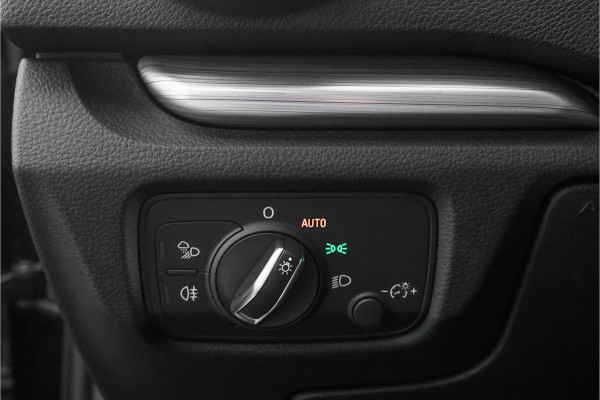 Audi A3 Sportback 40 TFSI Quattro Sport Automaat Navi ACC 18" Audi A3 Sportback 40 TFSI Quattro Sport Automaat Navi ACC 18"