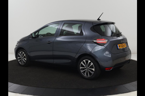 Renault ZOE R135 Intens 52 kWh | Warmtepomp | Carplay | Camera | Half leder | Keyless | Navigatie | Climate control | DAB | Cruise control Renault ZOE R135 Intens 52 kWh | Warmtepomp | Carplay | Camera | Half leder | Keyless | Navigatie | Climate control | DAB | Cruise control