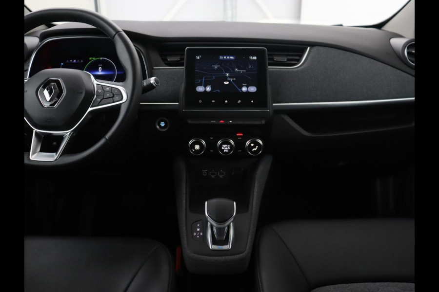 Renault ZOE R135 Intens 52 kWh | Warmtepomp | Carplay | Camera | Half leder | Keyless | Navigatie | Climate control | DAB | Cruise control Renault ZOE R135 Intens 52 kWh | Warmtepomp | Carplay | Camera | Half leder | Keyless | Navigatie | Climate control | DAB | Cruise control