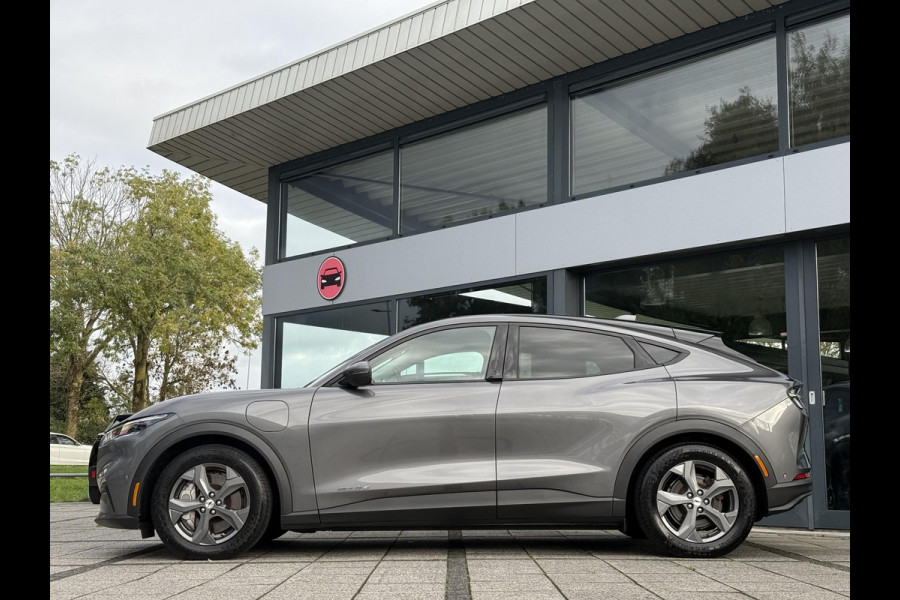 Ford Mustang Mach-E Aut. 75kWh | Trekhaak | Leder | Navi | B&O Sound | 360 Camera |