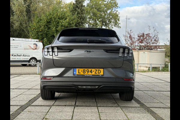 Ford Mustang Mach-E Aut. 75kWh | Trekhaak | Leder | Navi | B&O Sound | 360 Camera |