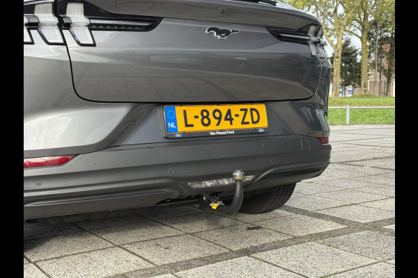 Ford Mustang Mach-E Aut. 75kWh | Trekhaak | Leder | Navi | B&O Sound | 360 Camera |