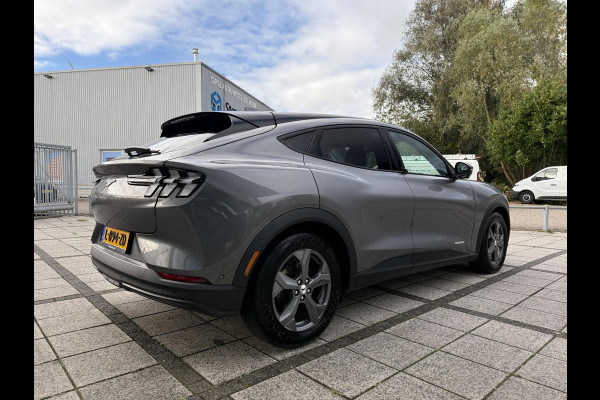 Ford Mustang Mach-E Aut. 75kWh | Trekhaak | Leder | Navi | B&O Sound | 360 Camera |
