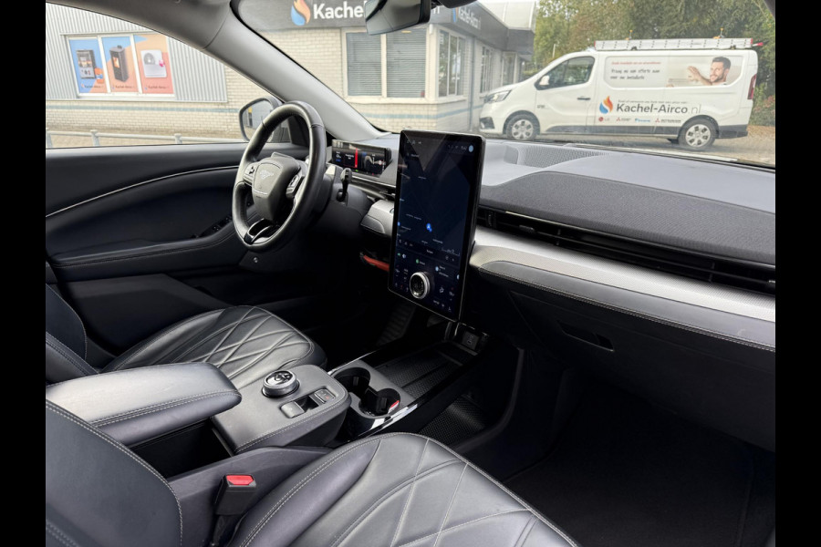 Ford Mustang Mach-E Aut. 75kWh | Trekhaak | Leder | Navi | B&O Sound | 360 Camera |