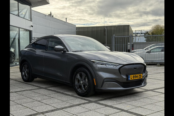 Ford Mustang Mach-E Aut. 75kWh | Trekhaak | Leder | Navi | B&O Sound | 360 Camera |