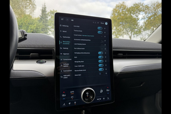 Ford Mustang Mach-E Aut. 75kWh | Trekhaak | Leder | Navi | B&O Sound | 360 Camera |
