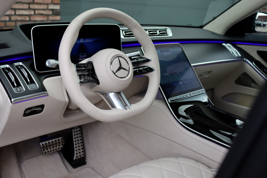 Mercedes-Benz S-Klasse 580 V8 4MATIC Lang AMG Line | Airmatic | Achterasbesturing | Distronic+ | Standkachel | Burmester | HUD | Zonweringspakket | MBUX Tablet | Exclusief Leder | Digital Light | 3D-Display | Mercedes-Benz S-Klasse 580 V8 4MATIC Lang AMG Line | Airmatic | Achterasbesturing | Distronic+ | Standkachel | Burmester | HUD | Zonweringspakket | MBUX Tablet | Exclusief Leder | Digital Light | 3D-Display |