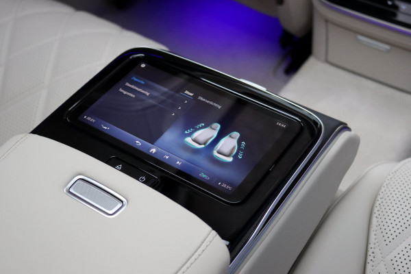 Mercedes-Benz S-Klasse 580 V8 4MATIC Lang AMG Line | Airmatic | Achterasbesturing | Distronic+ | Standkachel | Burmester | HUD | Zonweringspakket | MBUX Tablet | Exclusief Leder | Digital Light | 3D-Display | Mercedes-Benz S-Klasse 580 V8 4MATIC Lang AMG Line | Airmatic | Achterasbesturing | Distronic+ | Standkachel | Burmester | HUD | Zonweringspakket | MBUX Tablet | Exclusief Leder | Digital Light | 3D-Display |